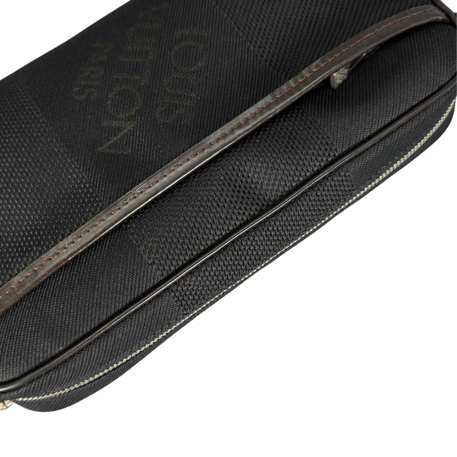 Louis Vuitton Acrobat Damier Geant Noir Leather Nylon Black Belt Bag Silver
