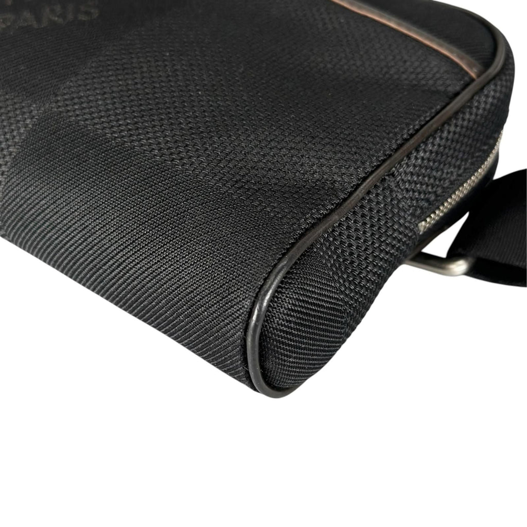 Louis Vuitton Acrobat Damier Geant Noir Leather Nylon Black Belt Bag Silver