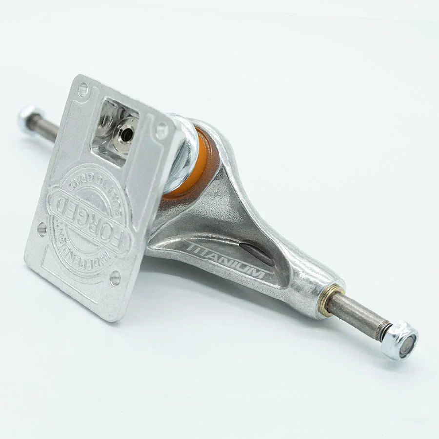 Independent Trucks 129mm Stage 11 Forged Titanium Standard - Silver (Set of 2)