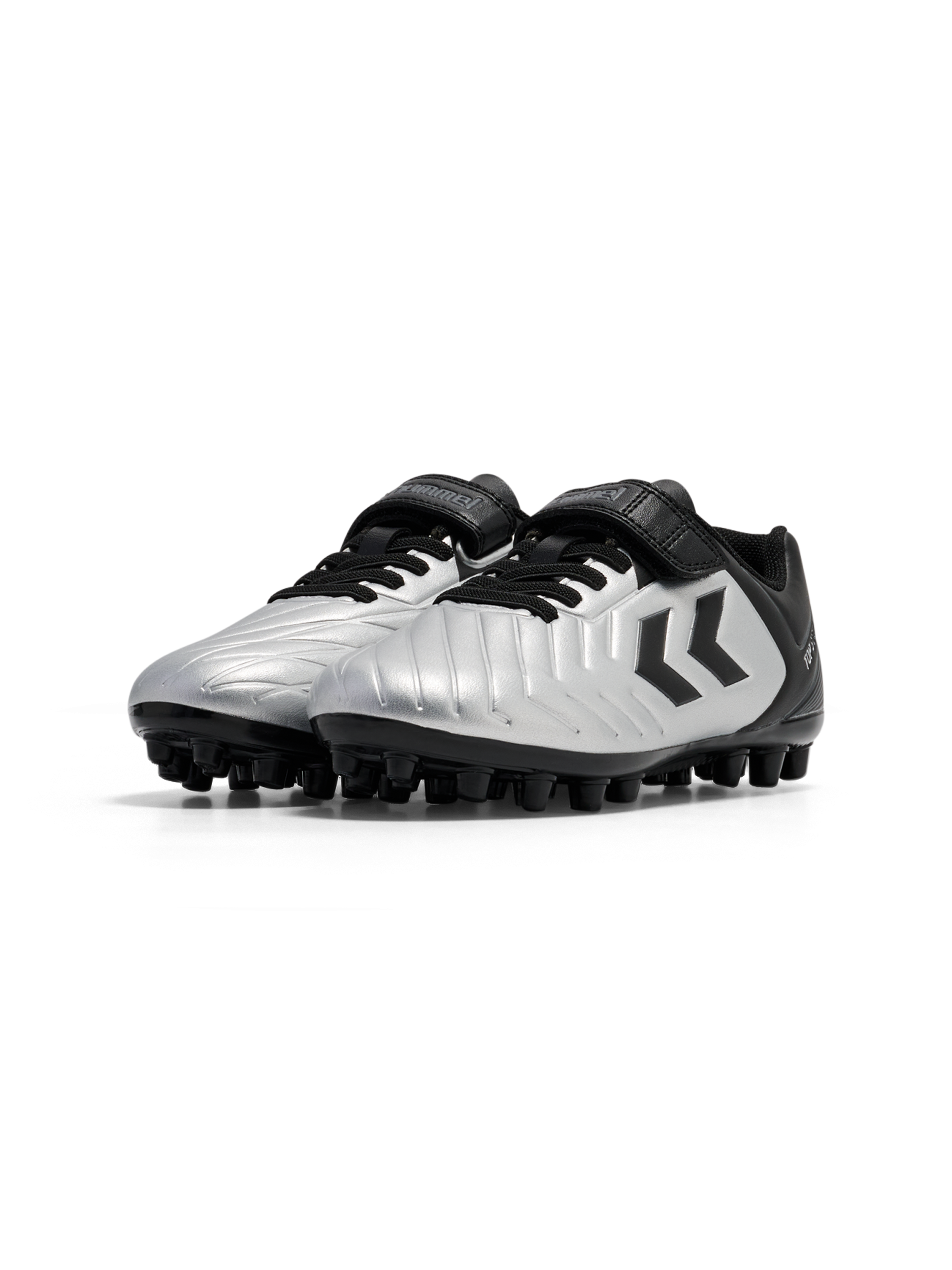 hummel Youth Top Star Mid Ground Velcro 2.0 Cleats