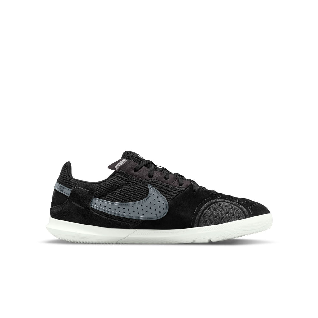 Nike Jr. Streetgato Little/Big Kids' Low-Top Soccer Shoes