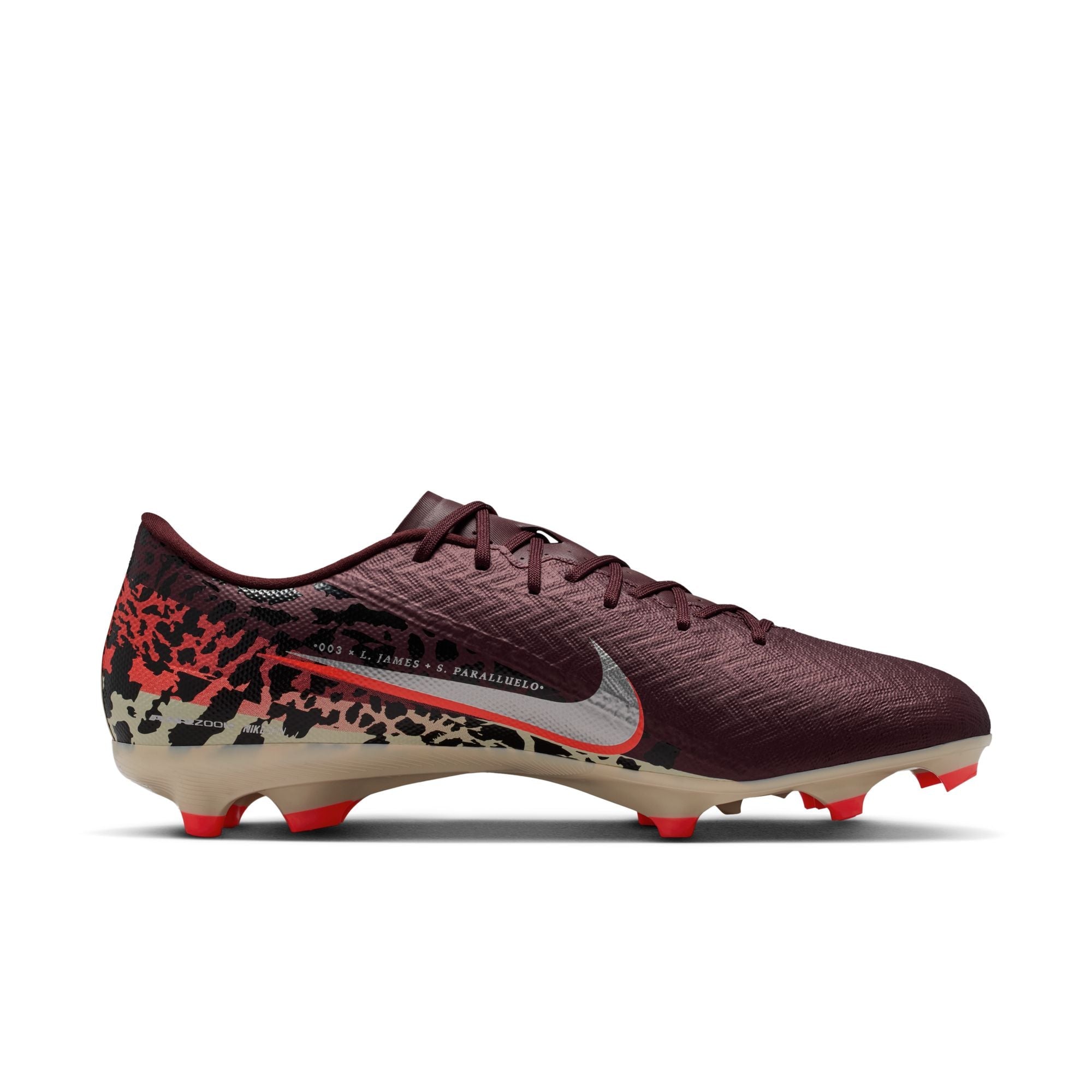 Nike United Mercurial Vapor 16 Academy Multi-Ground Low-Top Soccer Cleats