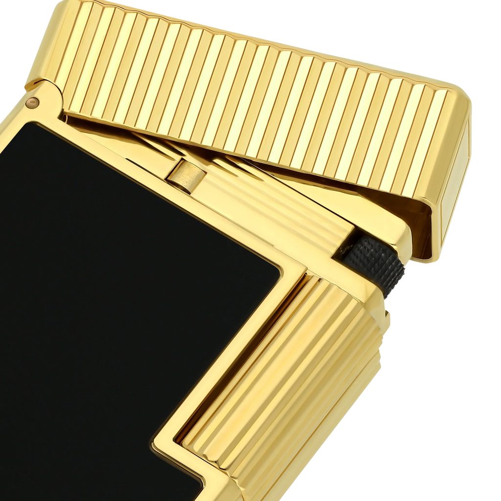 S.T. Dupont Ligne 1 Black Lacquered Gold Lighter/Briquet C14120