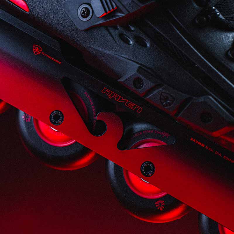 Flying Eagle F4 Raven Black Fire Skates