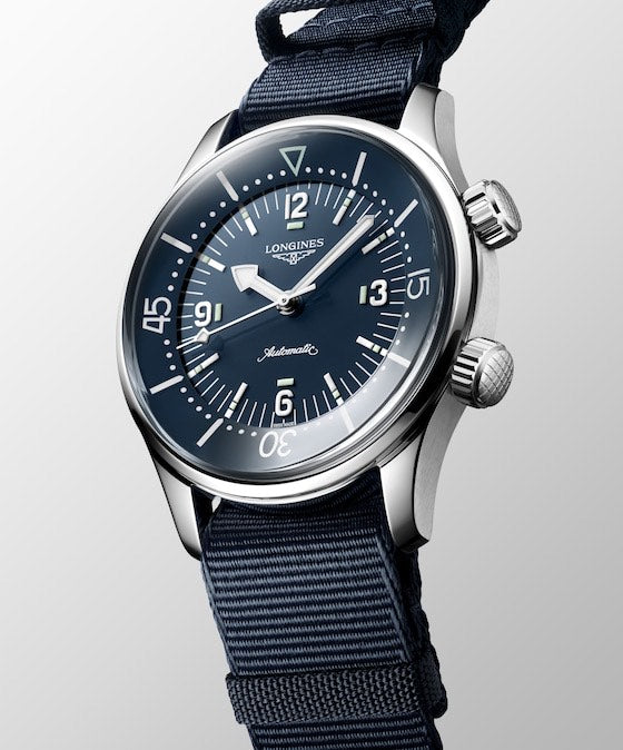 LEGEND DIVER 39 mm blue on Strap *