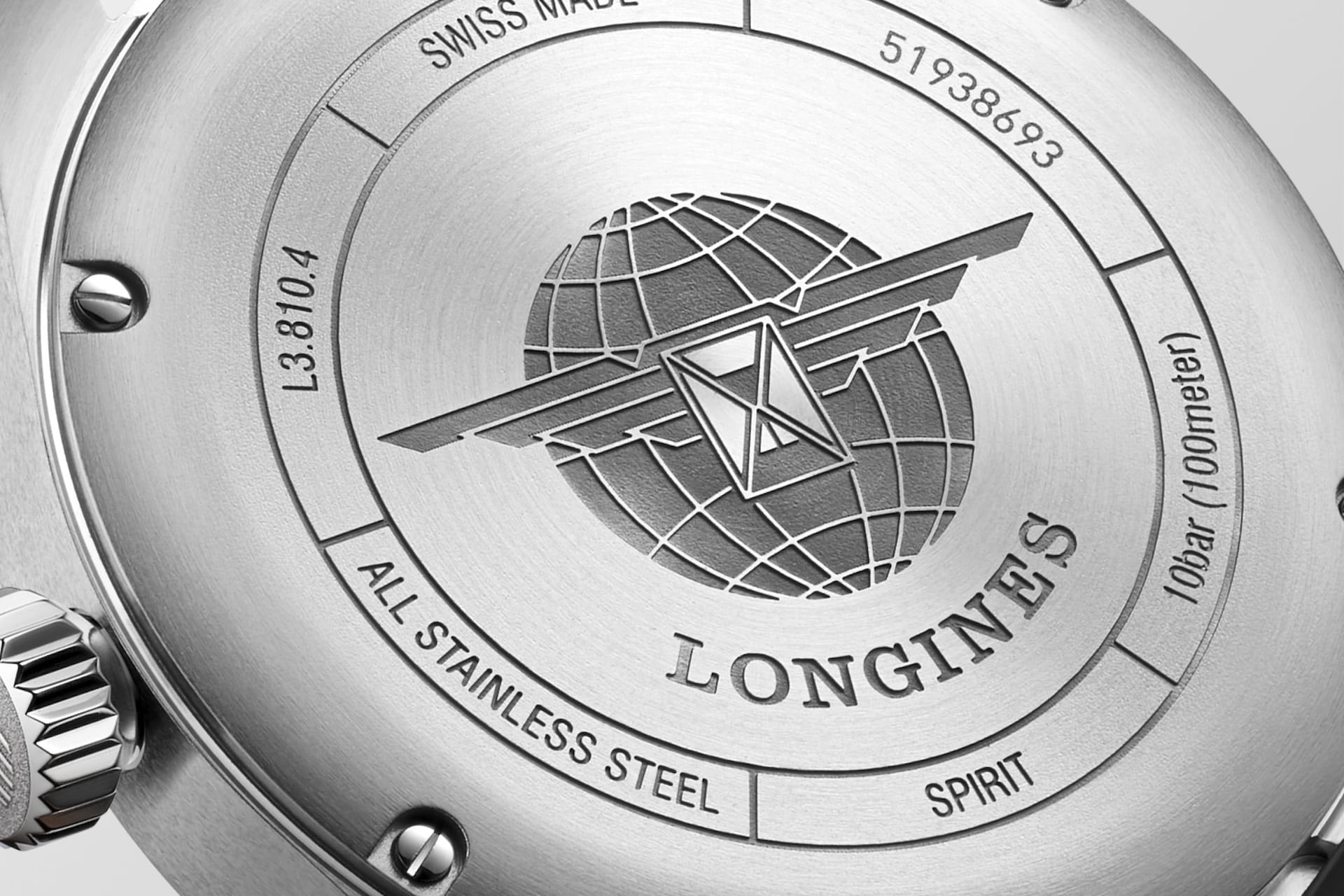Spirit 40 mm Silver on Strap *