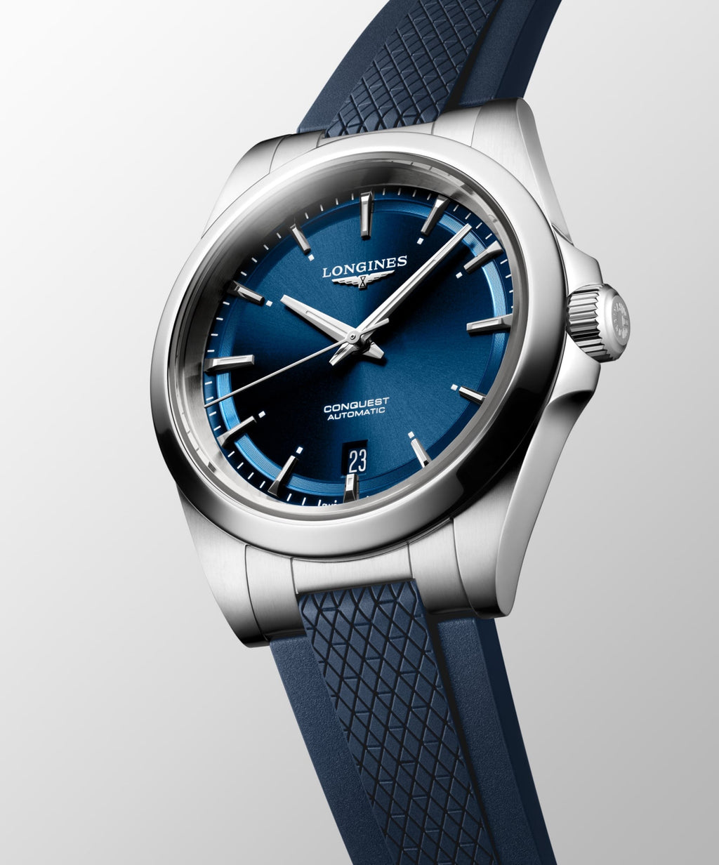 Conquest Auto 38 mm Blue on Rubber Strap *
