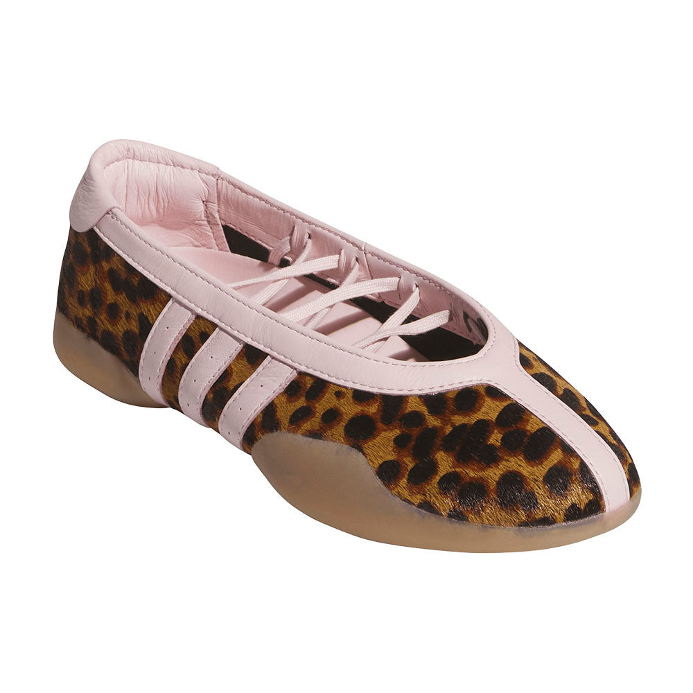 Taekwondo Mei Ballet Flats