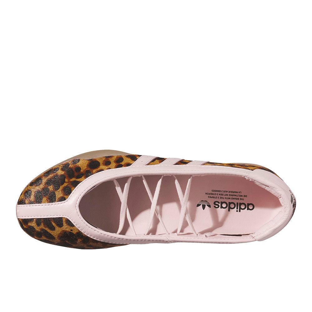 Taekwondo Mei Ballet Flats