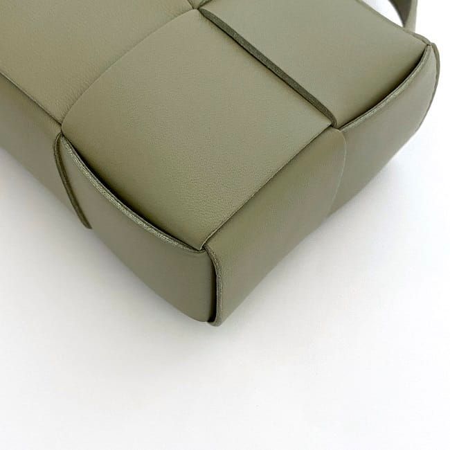 Bottega Veneta 2-Way Bag Mini East West Light Green