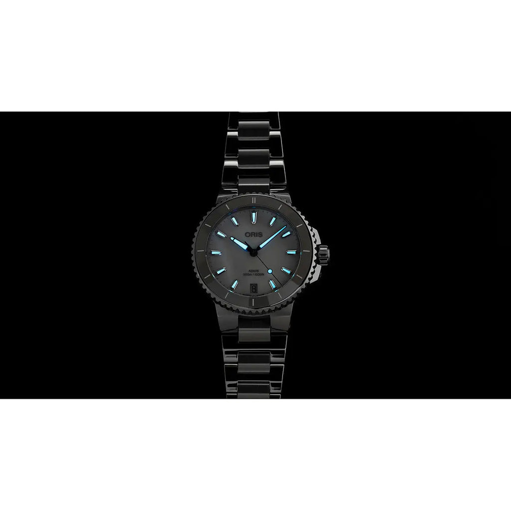 Oris Aquis Date Bianco 01 733 7792 4151-07 8 19 05P