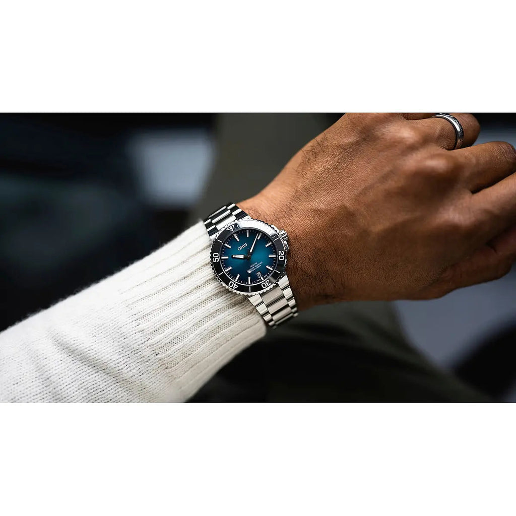 Oris Aquis Date Blu 01 733 7732 4155-07 8 21 05Peb