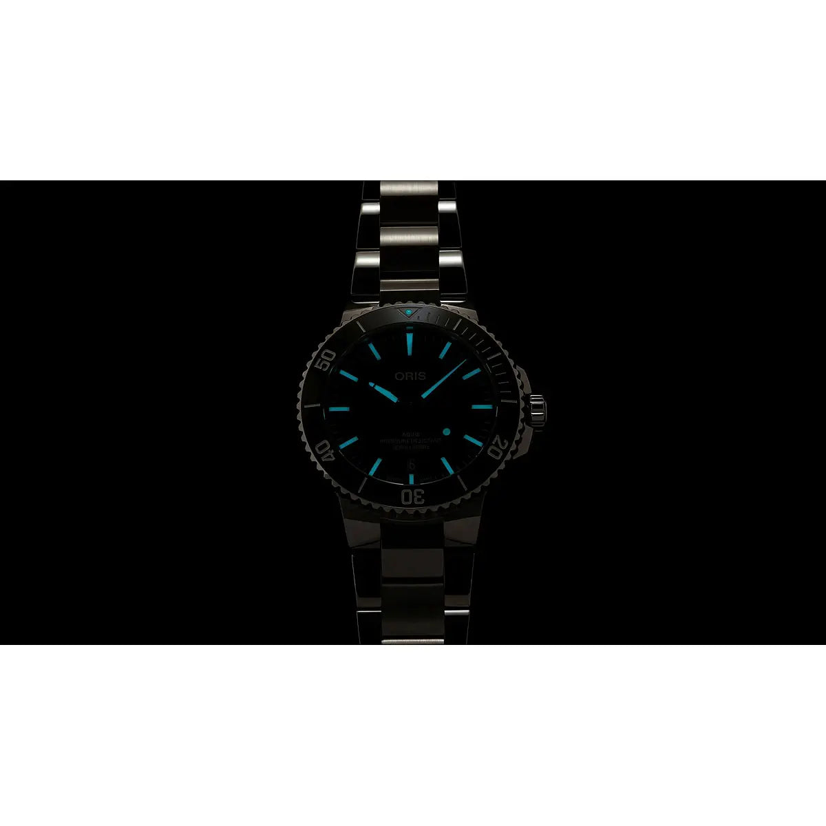 Oris Aquis Date Verde 01 733 7787 4157-07 8 22 04Peb