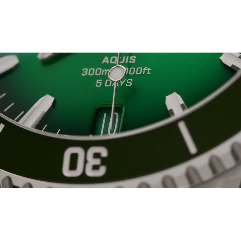Oris Aquis Date Verde 01 400 7790 4157-07 4 23 47Eb
