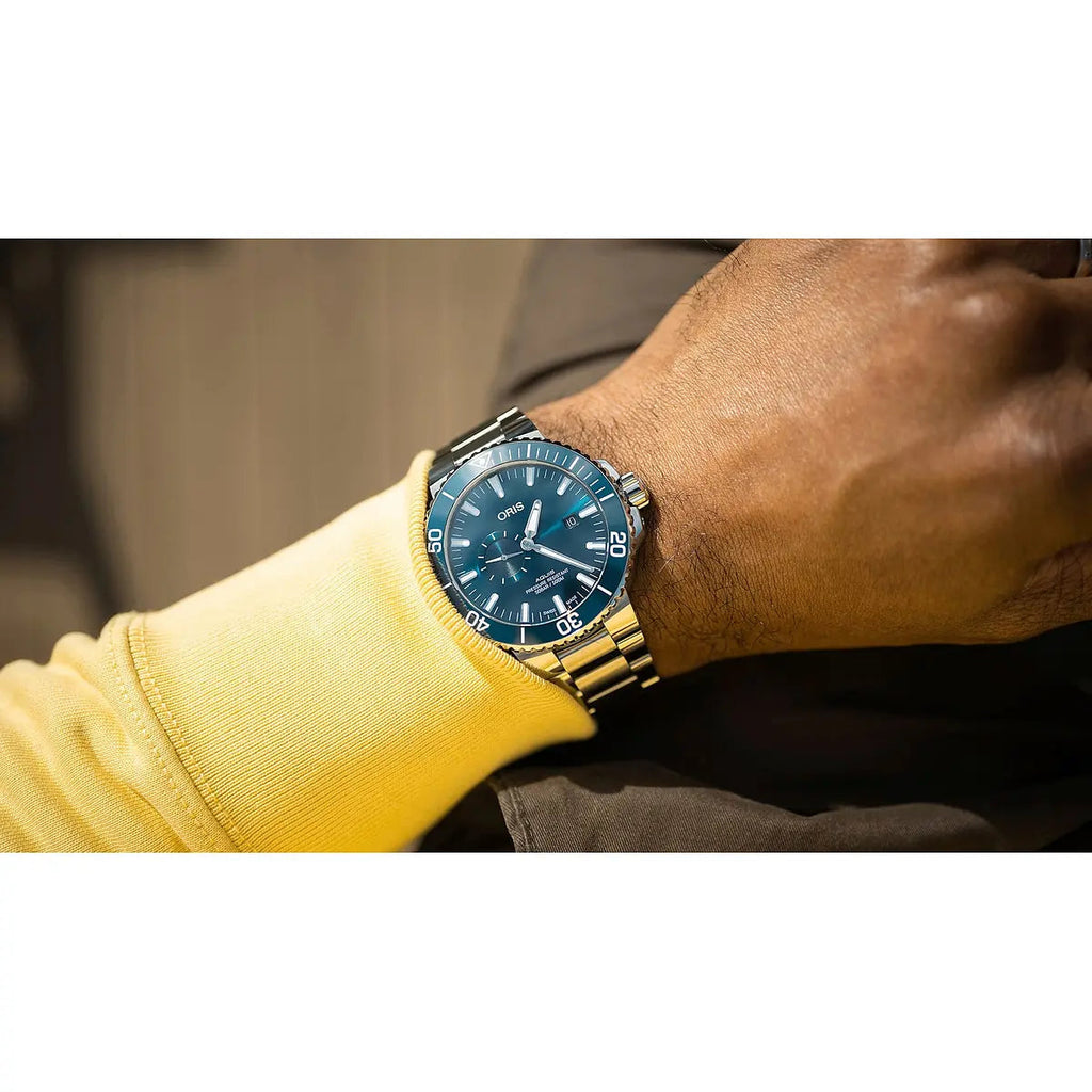 Oris Aquis Small Second Date Blu 01 743 7733 4155-07 8 24 05Peb