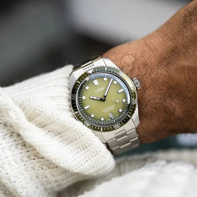 Oris Divers Sixty-Five Date Verde 01 733 7707 4057-07 8 20 18