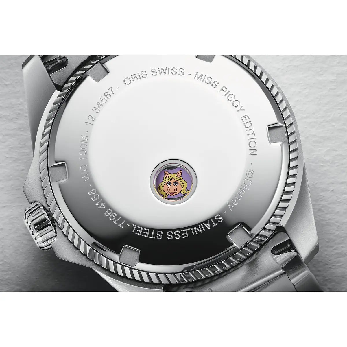 Oris Propilot X Miss Piggy Rosso 01 531 7796 4158-07 8 17 05Lc