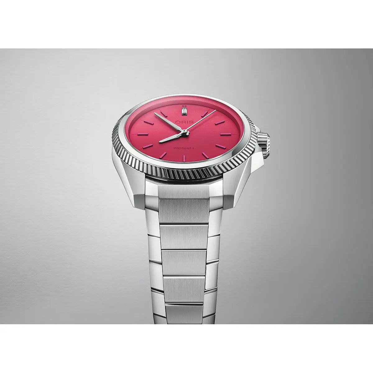 Oris Propilot X Miss Piggy Rosso 01 531 7796 4158-07 8 17 05Lc