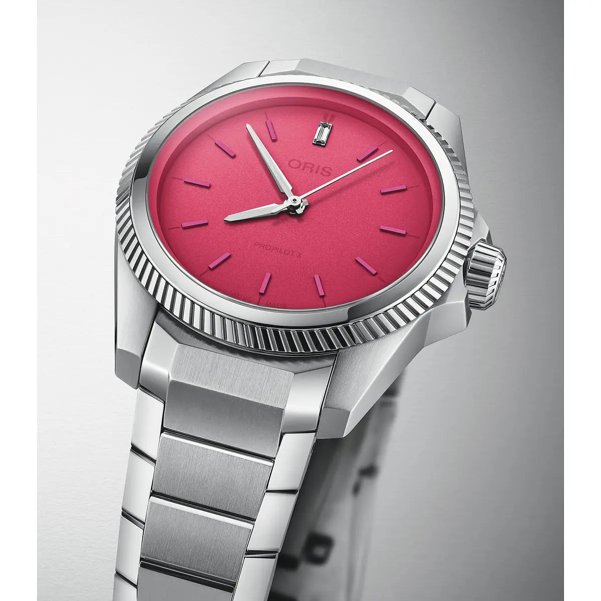 Oris Propilot X Miss Piggy Rosso 01 531 7796 4158-07 8 17 05Lc