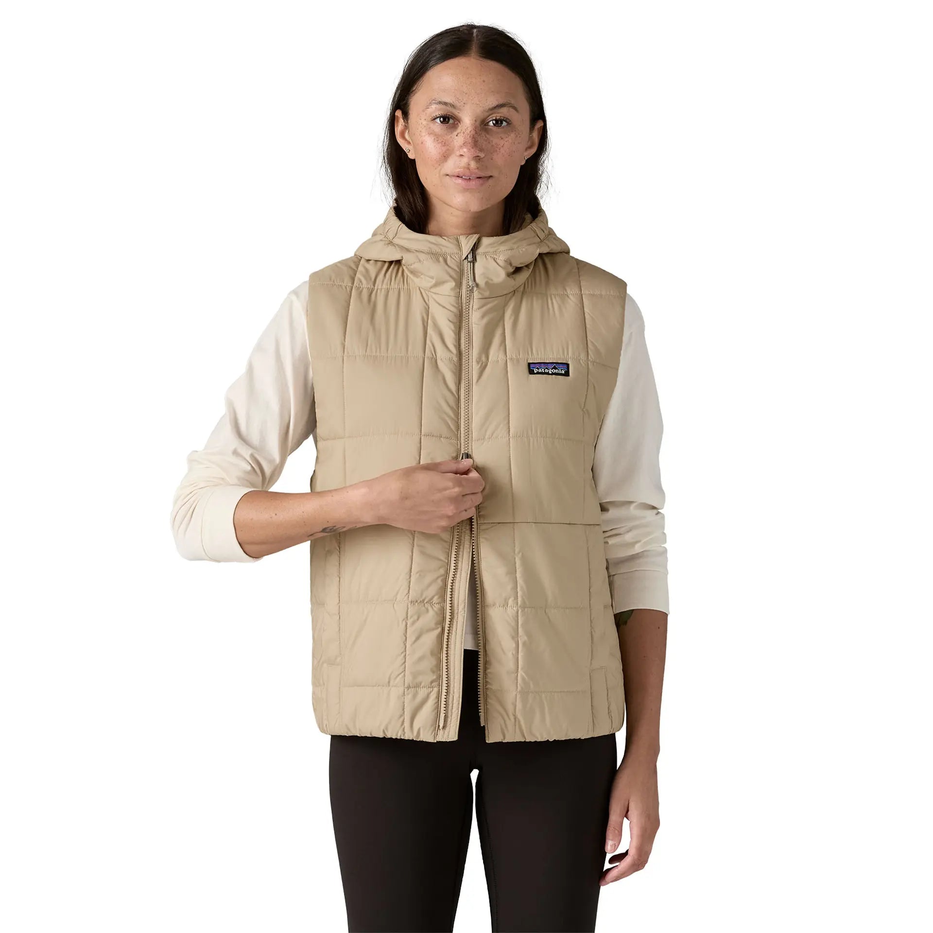 Patagonia W's Light Gust Hooded Vest - DQ