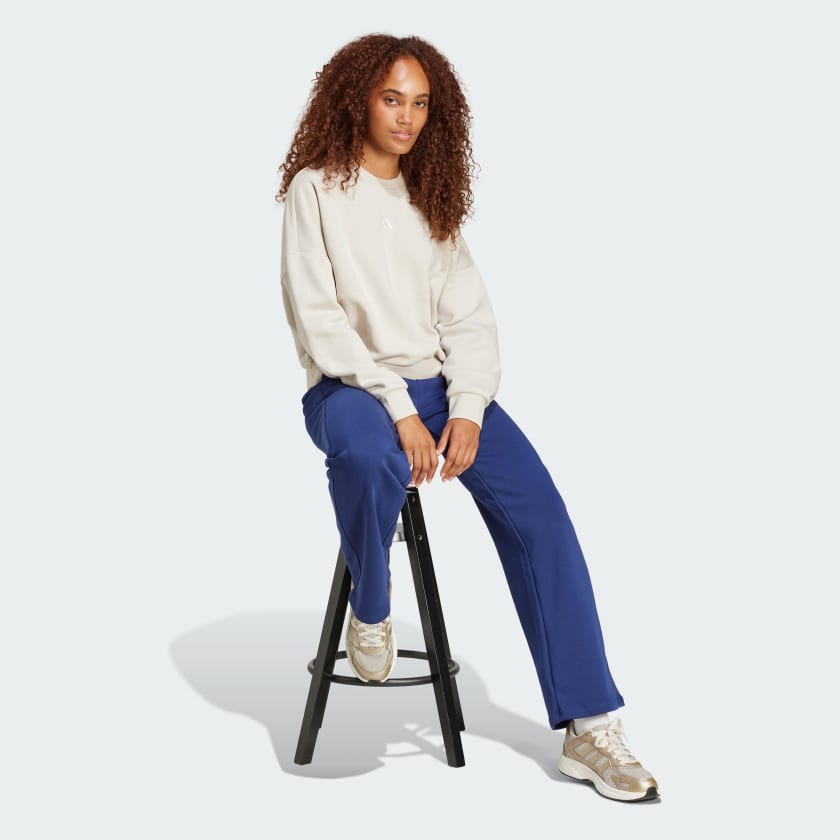 Women's adidas Essentials Small Logo Feelcozy Sweatshirt