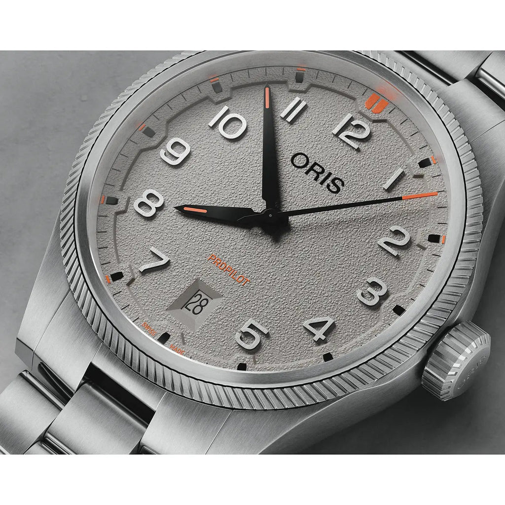 Oris ProPilot Date Grigio 41 mm 01 733 7805 4163-07 8 20 04LC