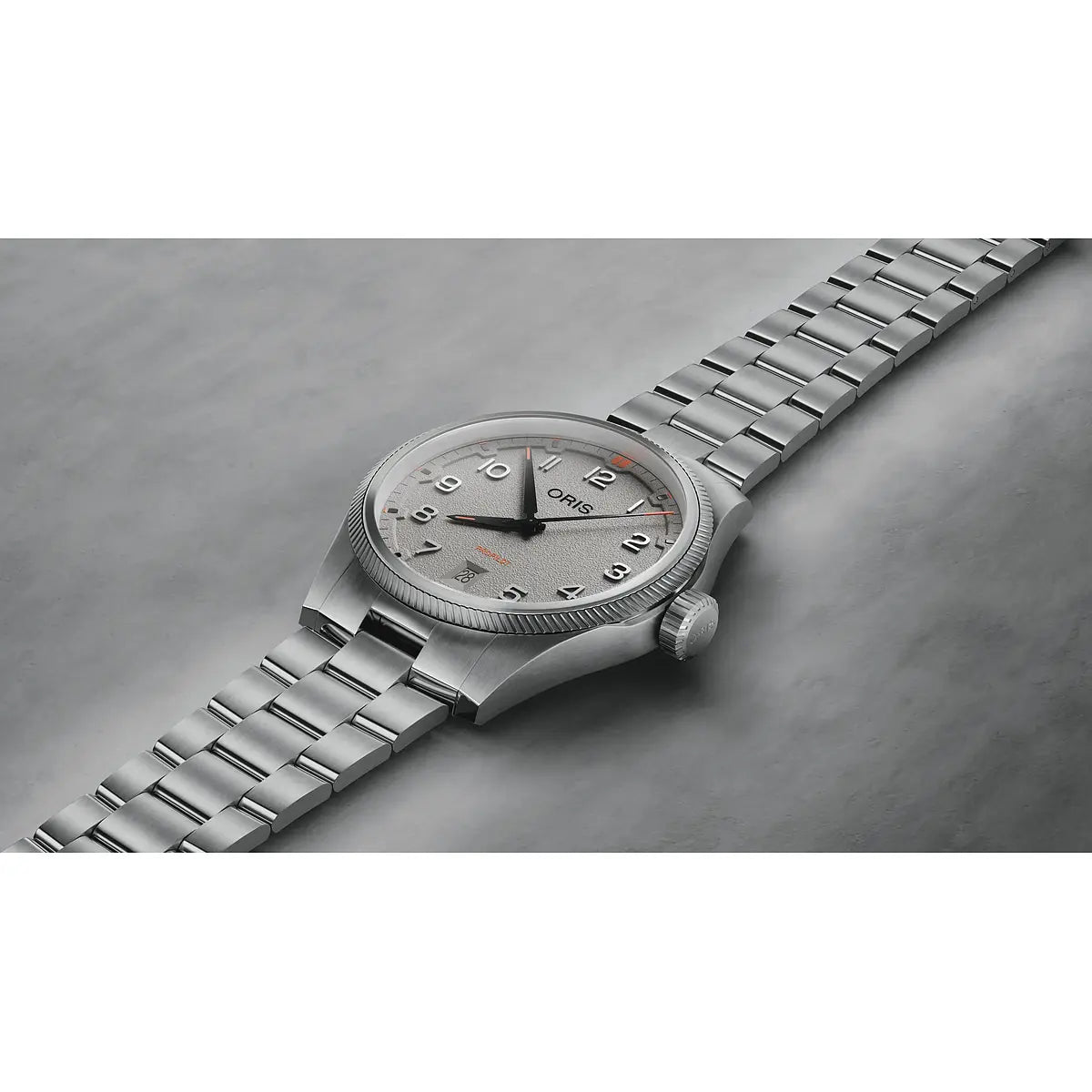 Oris ProPilot Date Grigio 41 mm 01 733 7805 4163-07 8 20 04LC